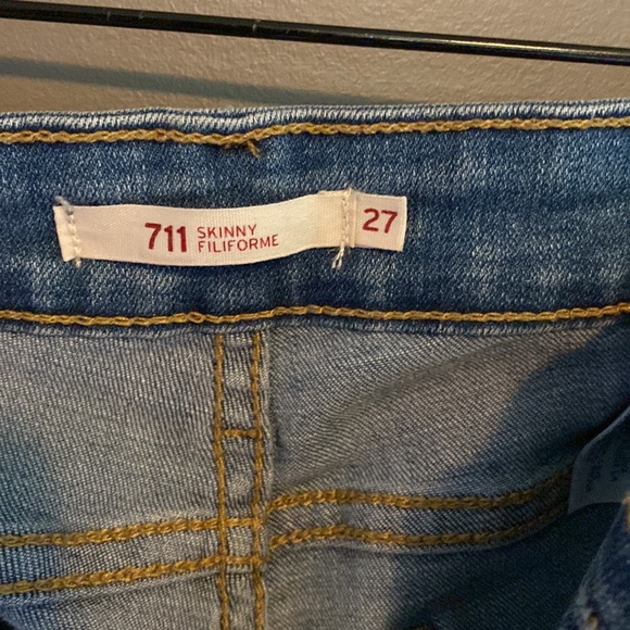 Levi Jeans - Picture 4 of 6